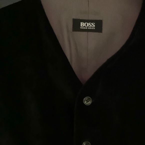 Hugo Boss black vest - Picture 2 of 3